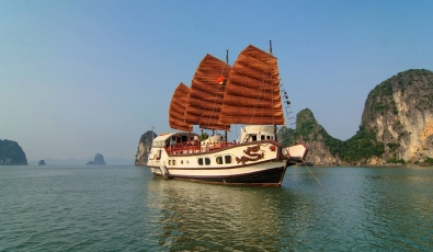 Du thuyền Red Dragon - 5 cabins - Vịnh Hạ Long
